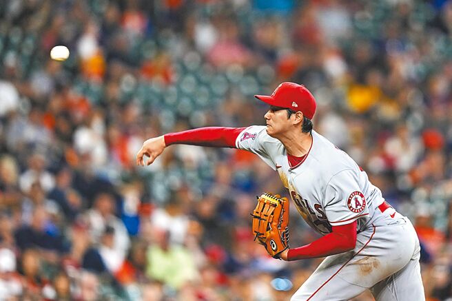 大谷翔平昨天拿到本季首场胜投，并打下2分打点。（美联社）