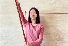 棍子运动4招 对付五十肩-资源分享网