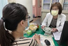 确诊喉疼难进食 营养师:可吃软质食物、喝绿茶-资源分享网