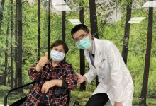 7旬嬷遭公车撞多处骨折 高压氧治疗2週可用拐杖行走-资源分享网