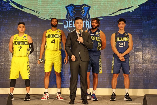九太科技男篮今天宣布解散。