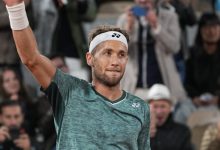 法网》鲁德首闯大满贯4强 与西里奇争夺决赛门票-资源分享网