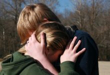 注意！有高自杀风险的人，常发的词语和Emoji！-资源分享网